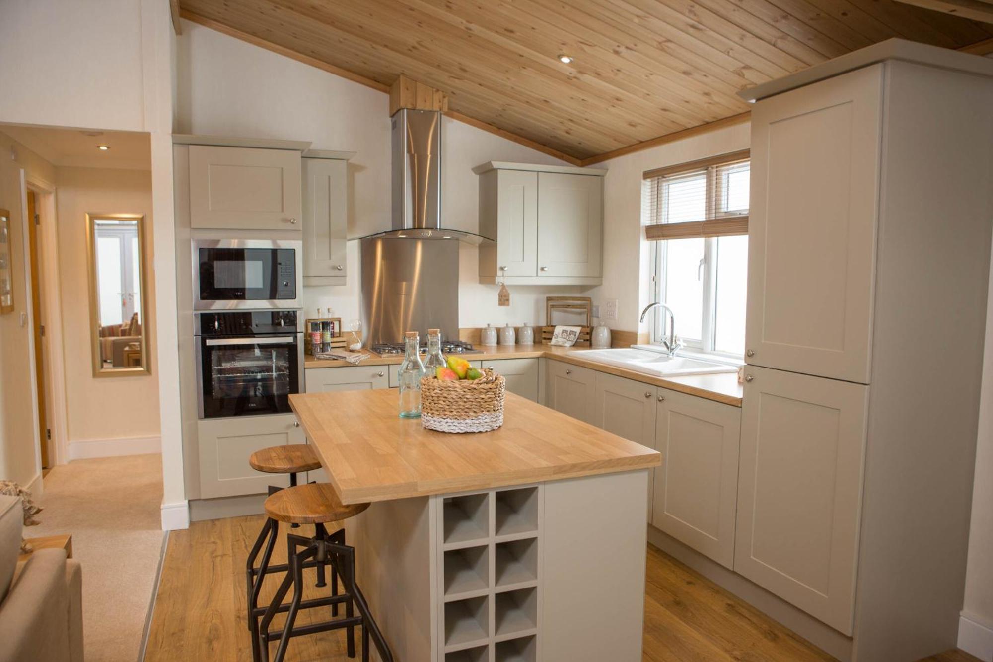 Hollicarrs - Forest Retreat Lodge *