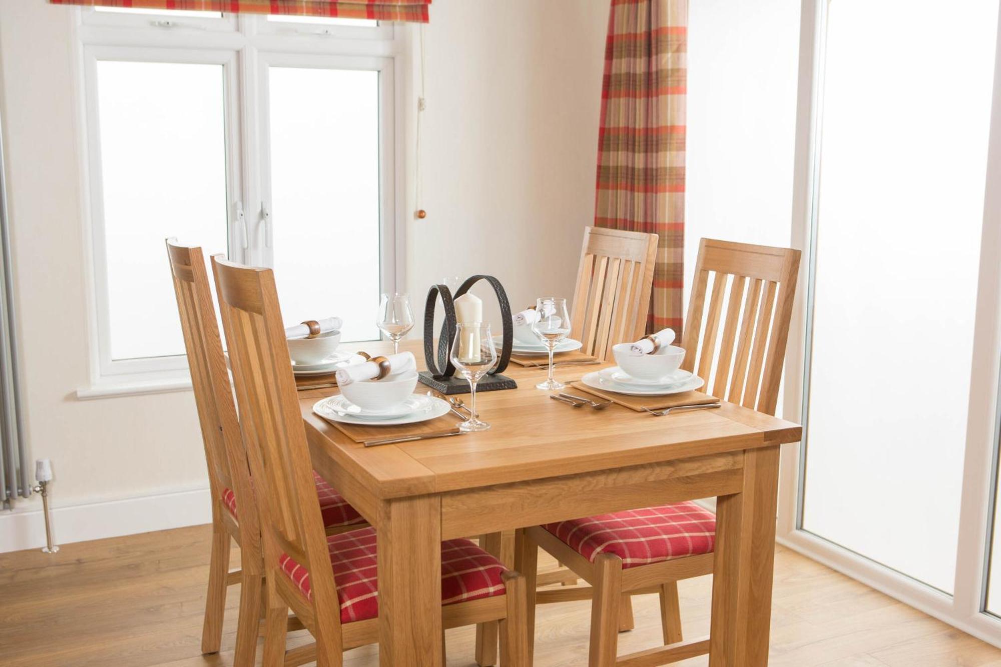 Lodge Hollicarrs - Forest Retreat York